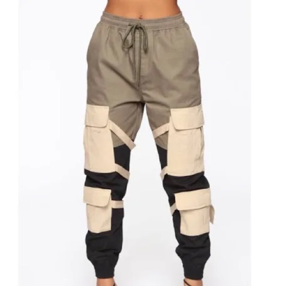 Fashion Nova Two-Tone Cargo Joggers - Tan and Black